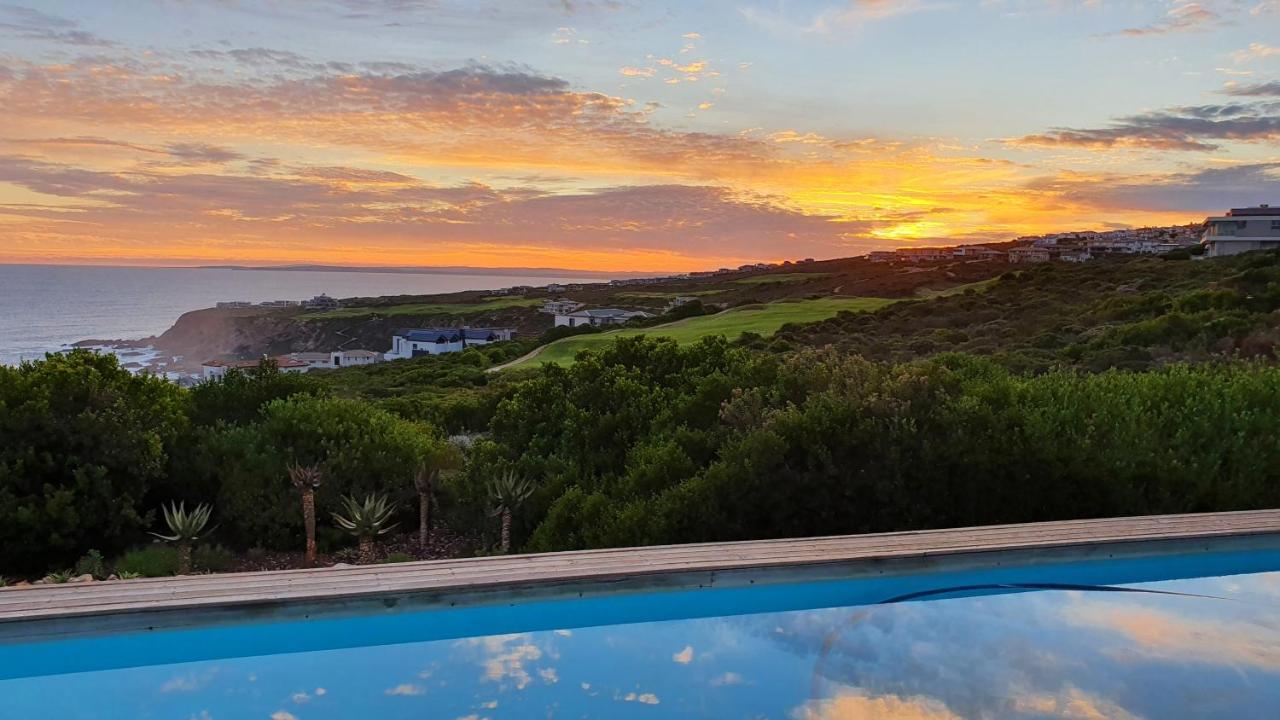 Luxury Home Located On Pinnacle Point Golf Estate 모젤베이 외부 사진