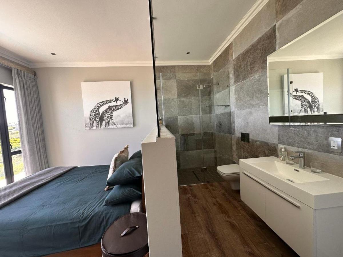 Luxury Home Located On Pinnacle Point Golf Estate 모젤베이 외부 사진