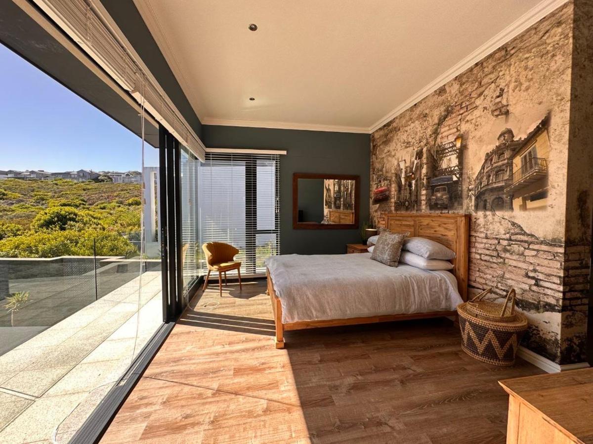 Luxury Home Located On Pinnacle Point Golf Estate 모젤베이 외부 사진